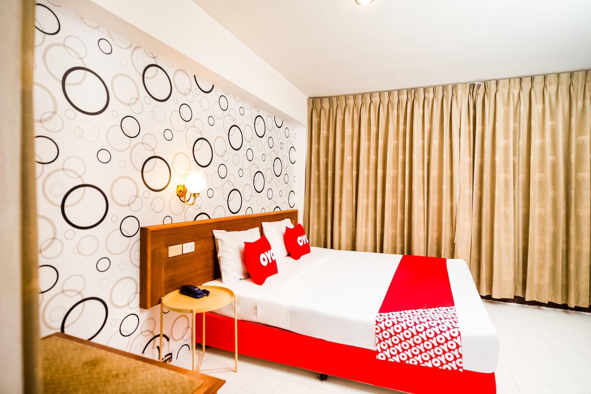 Phuket Oyo 320 Regent 2002 Guest House מראה חיצוני תמונה