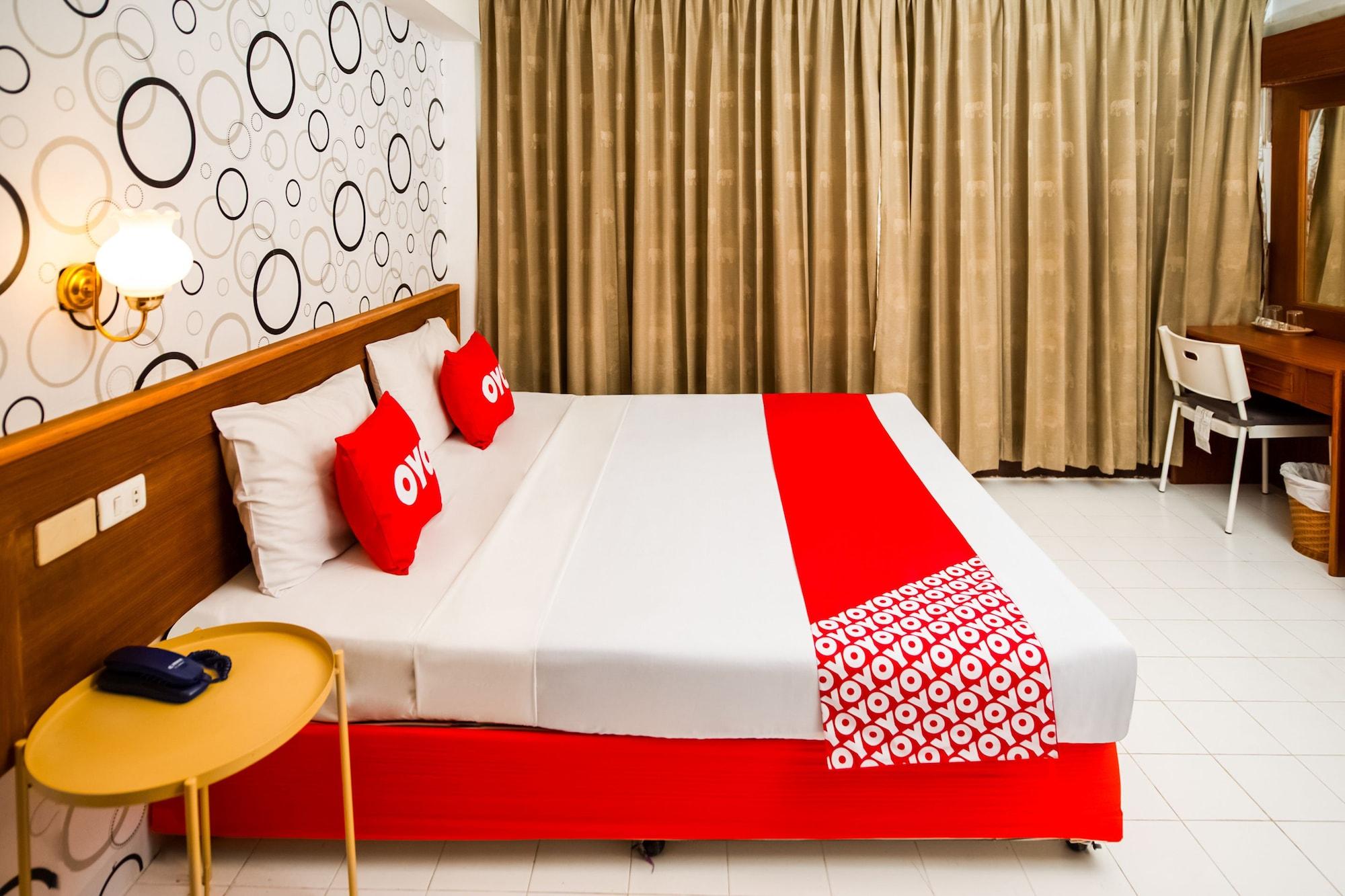 Phuket Oyo 320 Regent 2002 Guest House מראה חיצוני תמונה