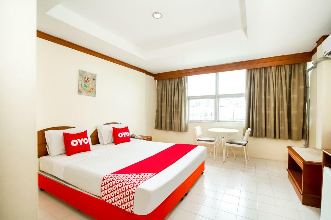 Phuket Oyo 320 Regent 2002 Guest House מראה חיצוני תמונה