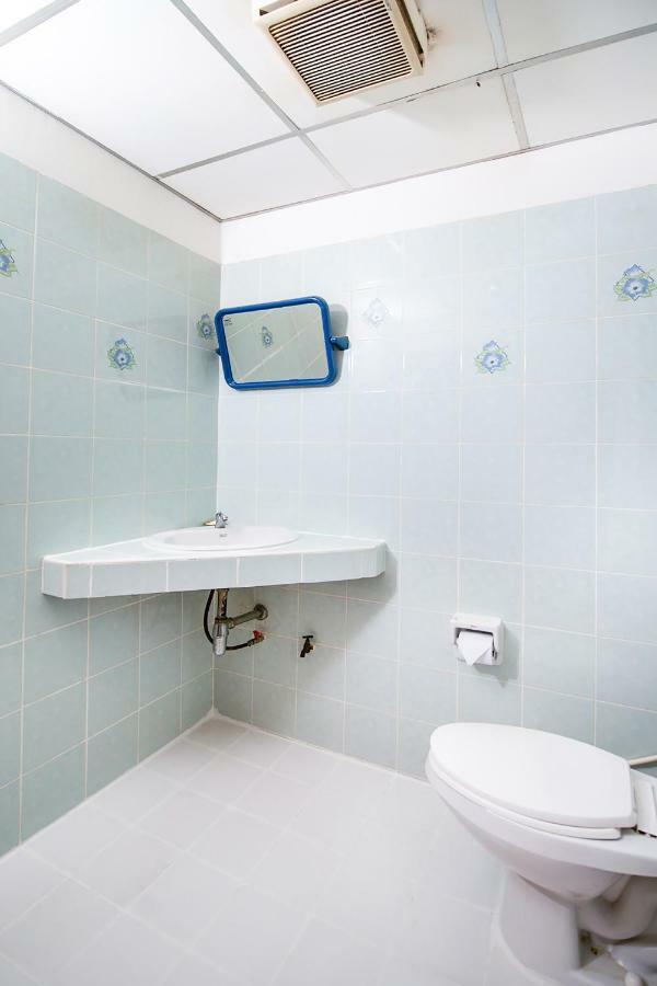 Phuket Oyo 320 Regent 2002 Guest House מראה חיצוני תמונה