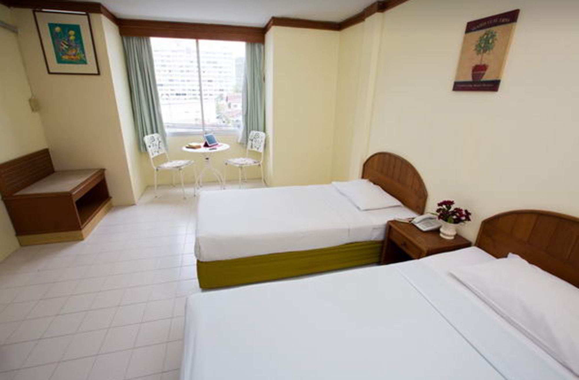 Phuket Oyo 320 Regent 2002 Guest House מראה חיצוני תמונה