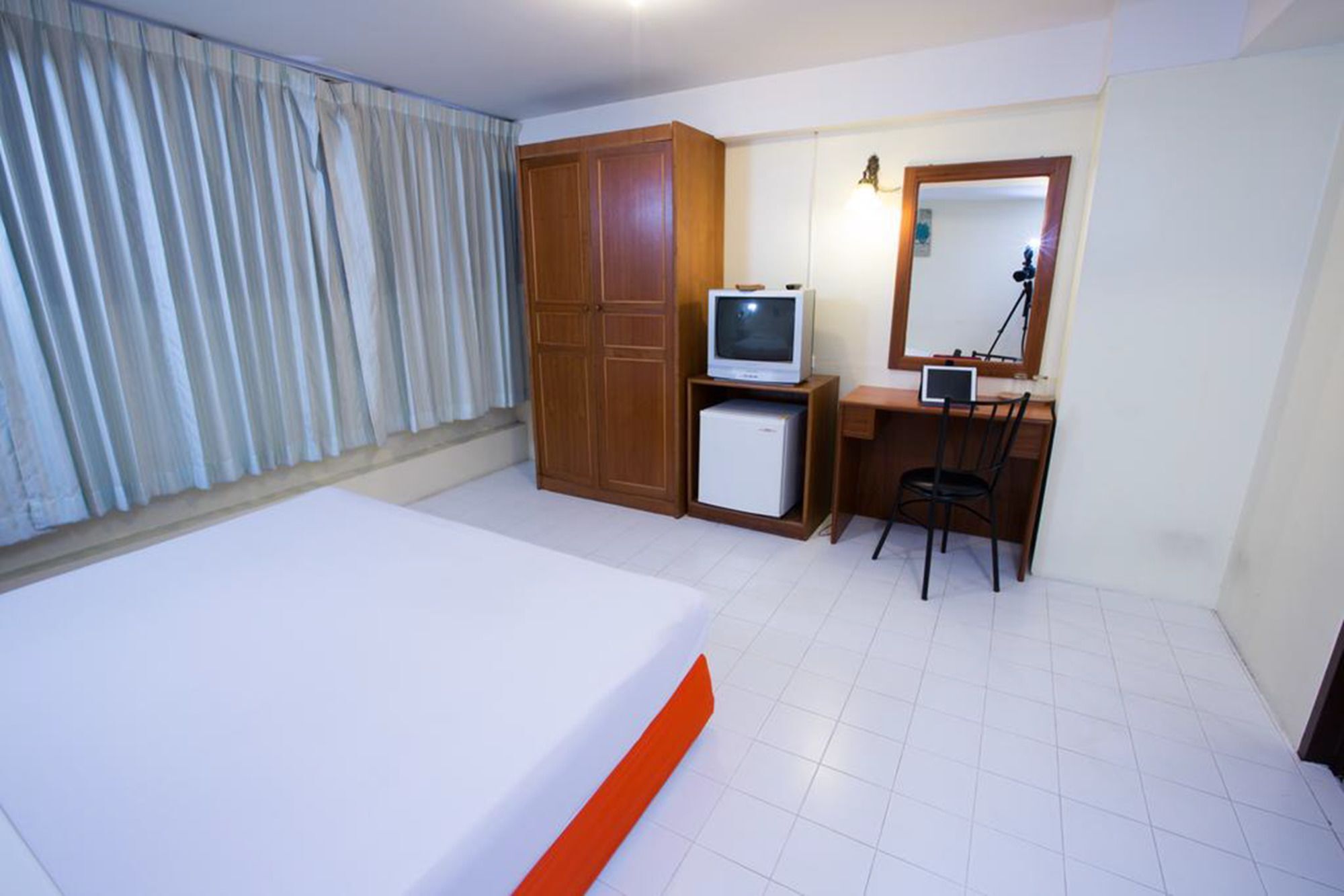 Phuket Oyo 320 Regent 2002 Guest House מראה חיצוני תמונה