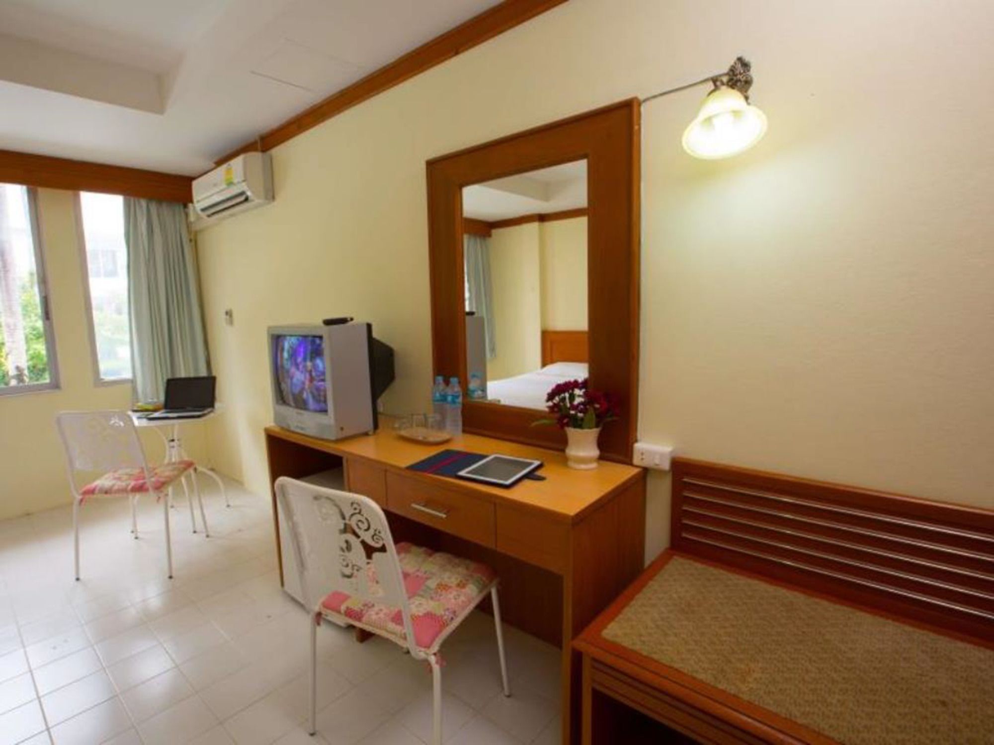 Phuket Oyo 320 Regent 2002 Guest House מראה חיצוני תמונה